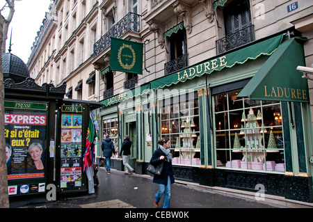 Ladurée Rue Royale Luxus Kuchen Gebäck Restaurant Bäckerei Paris Stockfoto