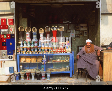 Kaufen Sie im Khan el-Khalili ein, alten Basar, Kairo, Kairo Governorate, Ägypten Stockfoto