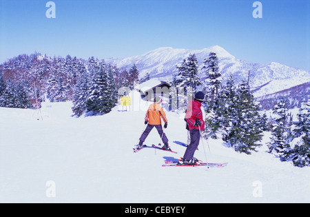 Skifahrer, Shiga Kogen, Präfektur Nagano, Japan Stockfoto