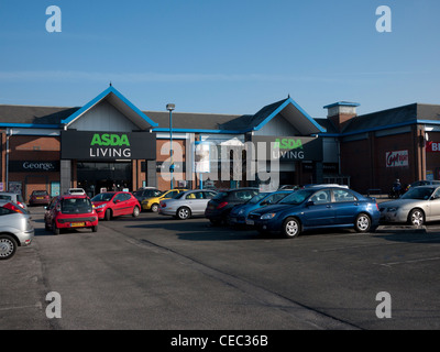 ASDA Leben Superstore, Chadderton, Oldham, Lancashire, England, Vereinigtes Königreich. Stockfoto