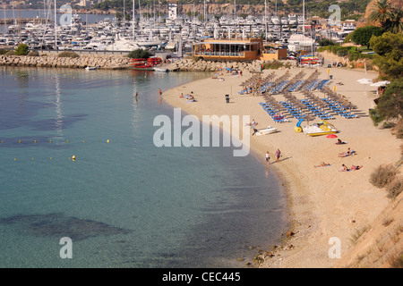 Szene auf der Suche nach Westen über Portale Strand und Puerto Portals Marina, Calvia, South West Mallorca / Mallorca Stockfoto