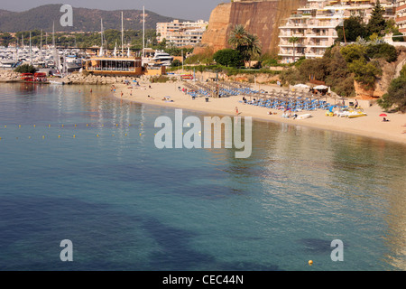 Szene auf der Suche nach Westen über Portale Strand und Puerto Portals Marina, Calvia, South West Mallorca / Mallorca Stockfoto