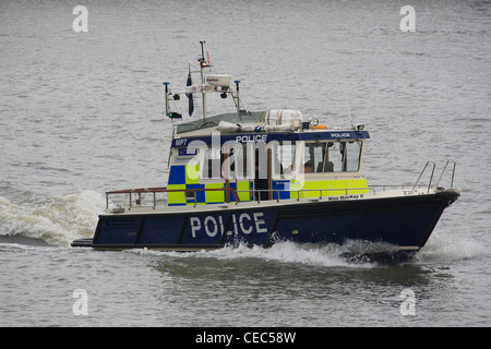 Neun MacKay 11 Targa 31 Patrouillenboot der Metropolitan Police Marine Polizeieinheit Stockfoto