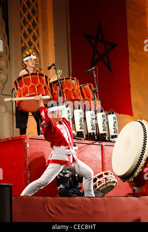 Marokko, Fes, Tokyo Trommler auf dem Fes internationalen Festival der geistlichen Musik Stockfoto