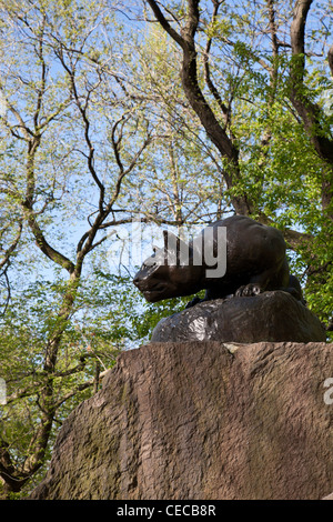 "Noch Hunt" Cougar Skulptur, Ost fahren, "Cat Hill', Central Park, New York Stockfoto