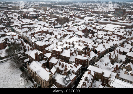 Blick über die Stadt York im Winter von der Spitze des York Minster Stockfoto