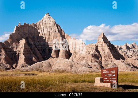 Felsformationen im Bereich Cedar Pass von Badlands Nationalpark, South Dakota. Stockfoto