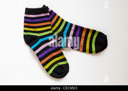 Paar kurze Ankle Socken auf weißem Hintergrund Stockfoto