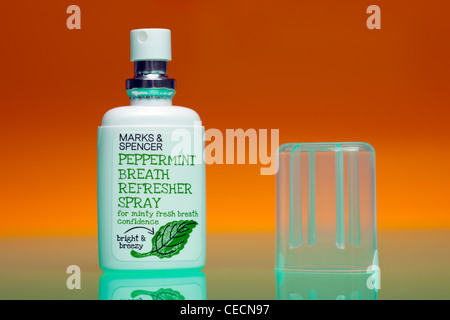 Marks und Spencer Pfefferminz Aroma Spray Atems Lufterfrischer Stockfoto