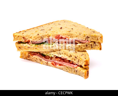 BLT - Speck, Salat und Tomaten-Sandwich auf weißem Hintergrund Stockfoto