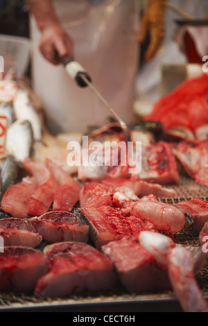 Fischhändler am nassen Markt, Wan Chai, Hong Kong, China Stockfoto