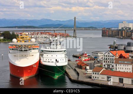 Offshore-Versorgungsschiffen im Hafen von Stavanger, Norwegen Stockfoto