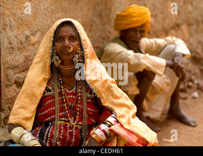 Ethnische Kostüm und Lebensstil des Stammes Lambani von Indien Stockfoto