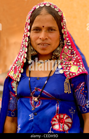 Ethnische Kostüm und Lebensstil des Stammes Lambani von Indien Stockfoto