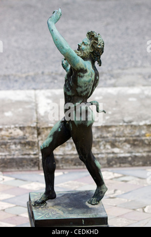 Satyr (Fauno) Bronzestatue Faun in Pompeji-Italien Stockfoto