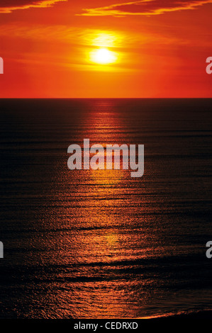 Portugal, Algarve: Sonnenuntergang vom Vogel Eyes-Blick auf die Küste von Albufeira Stockfoto