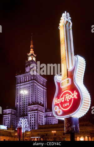 Warschau, Polen. Der Palast der Wissenschaft und Kultur. Stockfoto