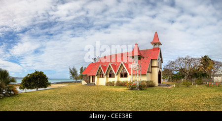 Rote überdachte Kirche in Mauritius Stockfoto