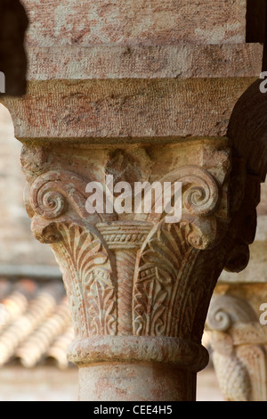 Saint-Michel-de-Cuixà (Abadía de Sant Miquel de Cuixà) Stockfoto