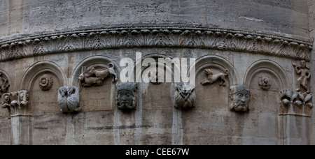 Königslutter am Elm, Stiftskirche (Kaiserdom), Hauptapsis, Jagdfries, Hund Und Hase Stockfoto