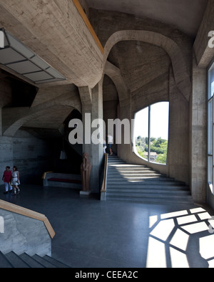 Dornach, Goetheanum, Sitz der Allgemeinen Anthroposophischen Gesellschaft, Baubeginn 1925 Haupttreppenhaus Terrassenebene Stockfoto