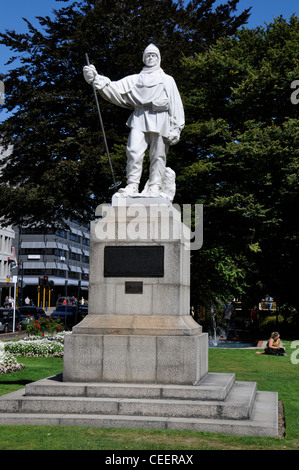 Statue von Explorer, Royal Navy Captain Robert Scott an der Ecke von Worcester Street in Christchurch, Neuseeland Stockfoto