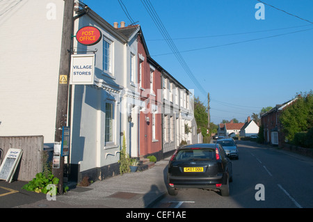 Postamt und Dorfladen in Mönche Eleigh, Suffolk, UK Stockfoto