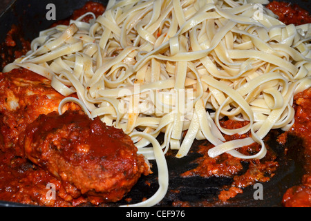 Fettuccine bolognese einfach Abendessen Mittagessen Stockfoto