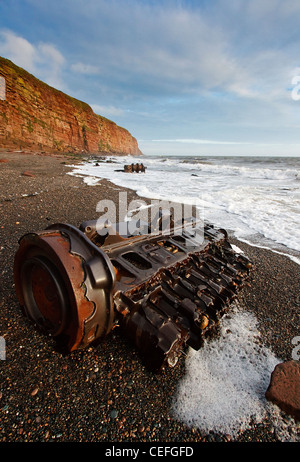 Schiffbrüchige Motor auf Fleswick Bay in der Nähe von whitehaven Stockfoto