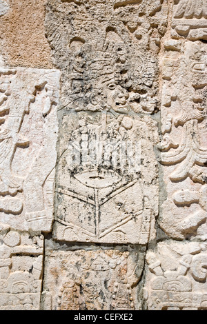 Maya-Bild im Relief, Chichen Itza, Yucatan. Mexiko Stockfoto