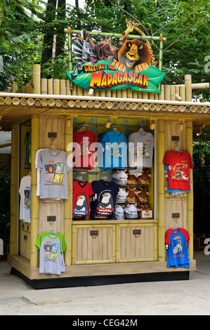 Merchandise für Madagaskar Geschichte für Verkauf, Universal Studios Singapur. Stockfoto