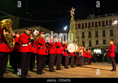 Blaskapelle auf Silvester, Omonia-Platz, Athen, Griechenland, Europa Stockfoto