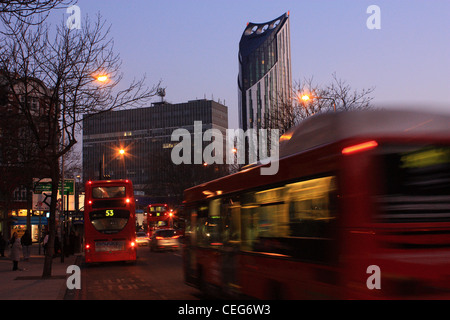 Strata SE1 in der Abenddämmerung Stockfoto