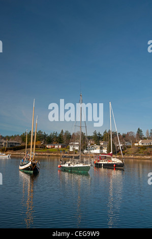Comox harbour Yacht-Liegeplätze und Schwimmer Flugzeug Liegeplatz, Vancouver Island in British Columbia Kanada.   SCO 7982 Stockfoto