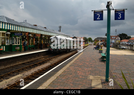 Waggon-Und Maschinenbau Schienenbus erhaltene E79960 auf die North Norfolk Railway in Sheringham Stockfoto