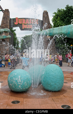 Dinosaurier-Eiern-Brunnen, Lost World, Jurassic Park, Universal Studios Singapur. Stockfoto