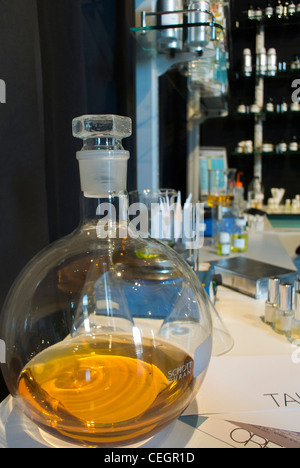 Paris, Frankreich, Französische Parfümindustrie, auf der Ausstellung im Forschungslabor (Büro des Kulturministers), parfumeur Stockfoto