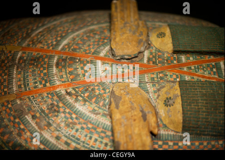 Ägyptische gemalt Mumie Särge, Cartonnage. Beerdigung-Masken. Mummys Stockfoto