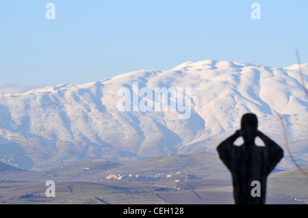 Blick auf den Schnee bedeckt dem Berg Hermon in den Golan-Höhen, Nordisrael. 21. Januar 2012. Foto von Shay Levy Stockfoto