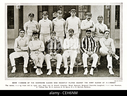 Hampshire CCC, 1906-Team-Foto der englischen County Cricket elf, die gegen eine Armee elf in Aldershot gespielt Stockfoto