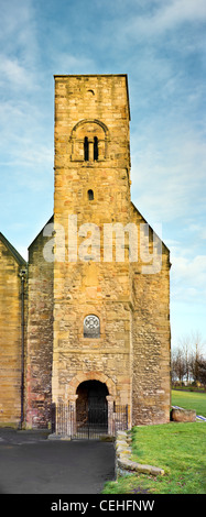 Turm und angelsächsischen Eintritt bei St. Peter, Sunderland. Stockfoto