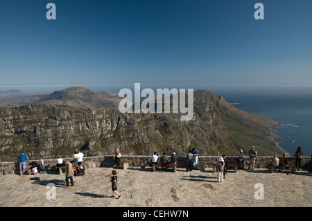 Blick auf Kapstadt vom Gipfel des Tafelbergs, Provinz Westkap Stockfoto