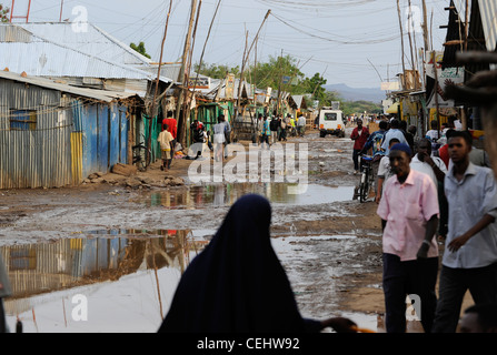 Afrika KENIA Turkana-Region, Flüchtling Lager Kakuma, UN-Organisationen als WFP UNHCR und LWB geben Relief Service 80,000 Flüchtlinge Stockfoto