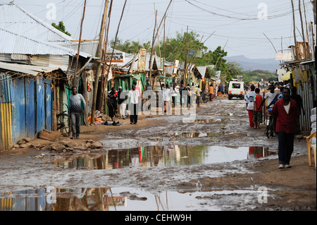 Afrika KENIA Turkana-Region, Flüchtling Lager Kakuma, UN-Organisationen als WFP UNHCR und LWB geben Relief Service 80,000 Flüchtlinge Stockfoto