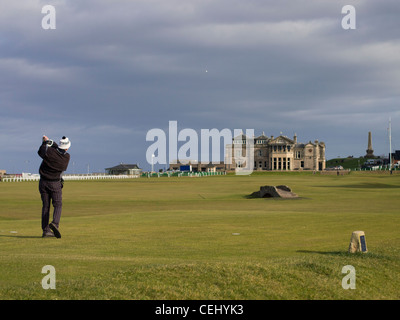 Abschlag auf das 18. Loch des Old Course, St Andrews Stockfoto