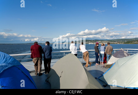 Passagiere an Deck der Columbia Ferry. Inside Passage nach Alaska. USA Stockfoto