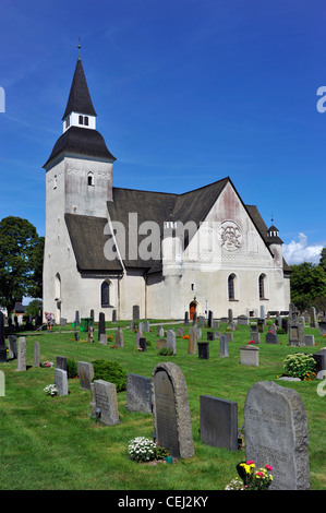 Sorunda Kirche und Friedhof, südlich von Stockholm. Stockfoto