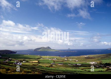 Great Blasket Island fotografiert von in der Nähe von Dunquin auf der Dingle-Halbinsel in County Kerry, Irland. Stockfoto