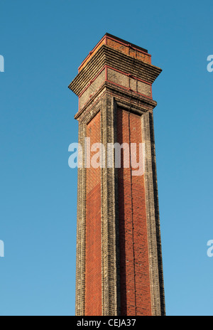 Rotem Backstein Spalte außerhalb der Royal Albert Hall, Kensington Gore, London, England, UK Stockfoto