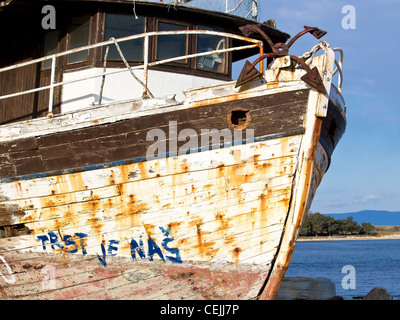 alten morsche Holzboot auf dem letzten vojage Stockfoto